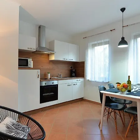 Apartment Fuer 3 Personen Ca 35 Qm In Kukci, Istrien Istrische Riviera Porec